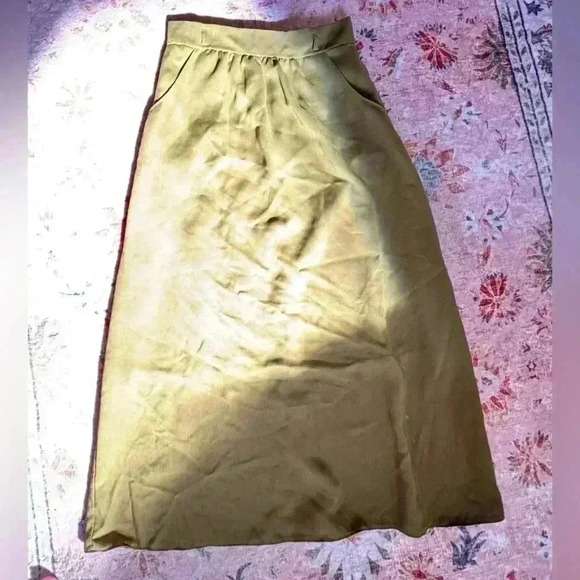 Vintage green Sima high waisted midi skirt size 40! - Picture 2 of 5